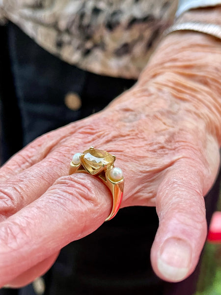 18K YG Anniversary Ring with Pearls